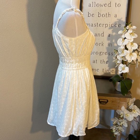 Eyelet sun dress sz:S.  TRN3 - Picture 4 of 7